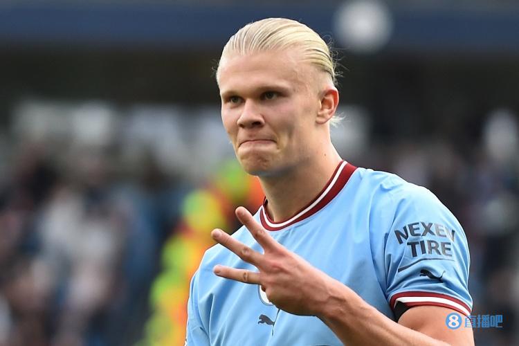 科里纳：正讨论足球中教练喊暂停的可能性，努力寻找解决方案（科里纳：探讨在足球比赛引入教练暂停，正积极寻求可行方案）