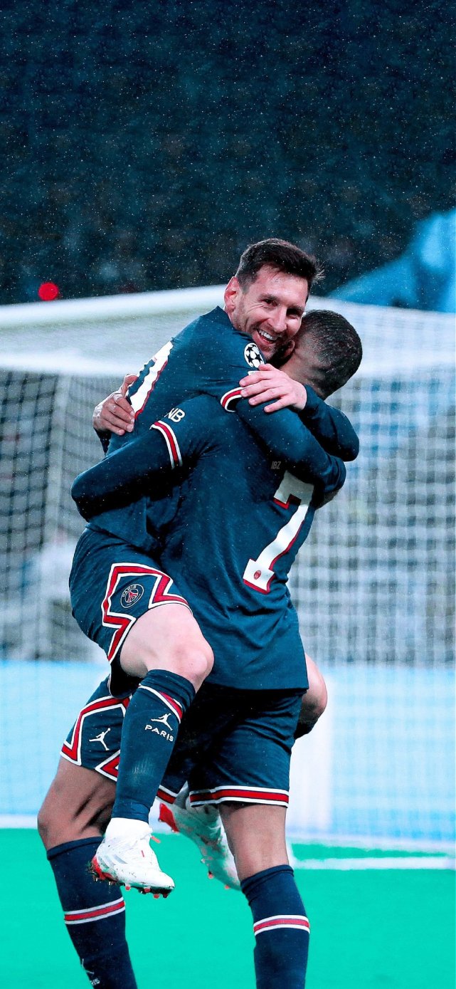 恩里克：法甲和其它联赛一样竞争激烈，球员状态起伏很正常