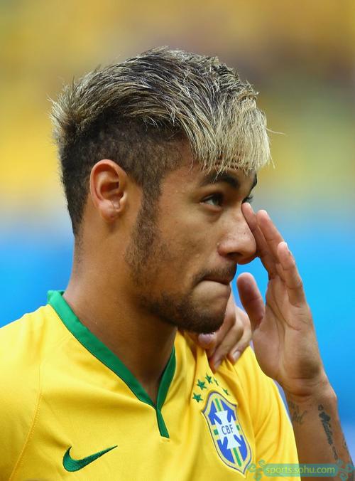 内姆布哈德过去两场砍43分23助仅1失误，史上首位新秀做到