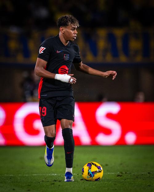 孔德：今天是属于我的一天，第二个进球是误打误撞