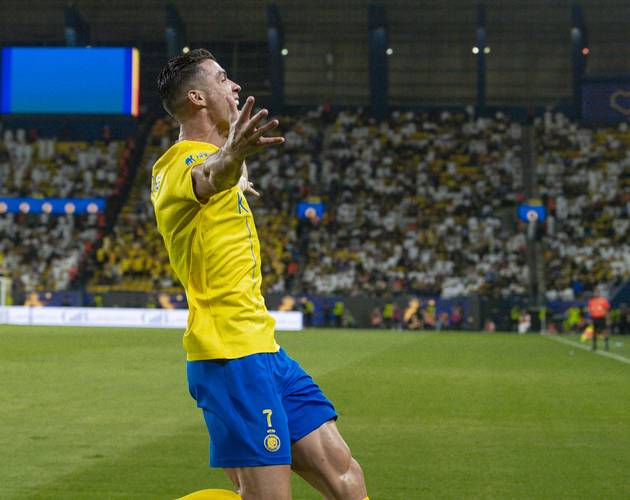 篮球篮网球队更换战术，提高进攻效率