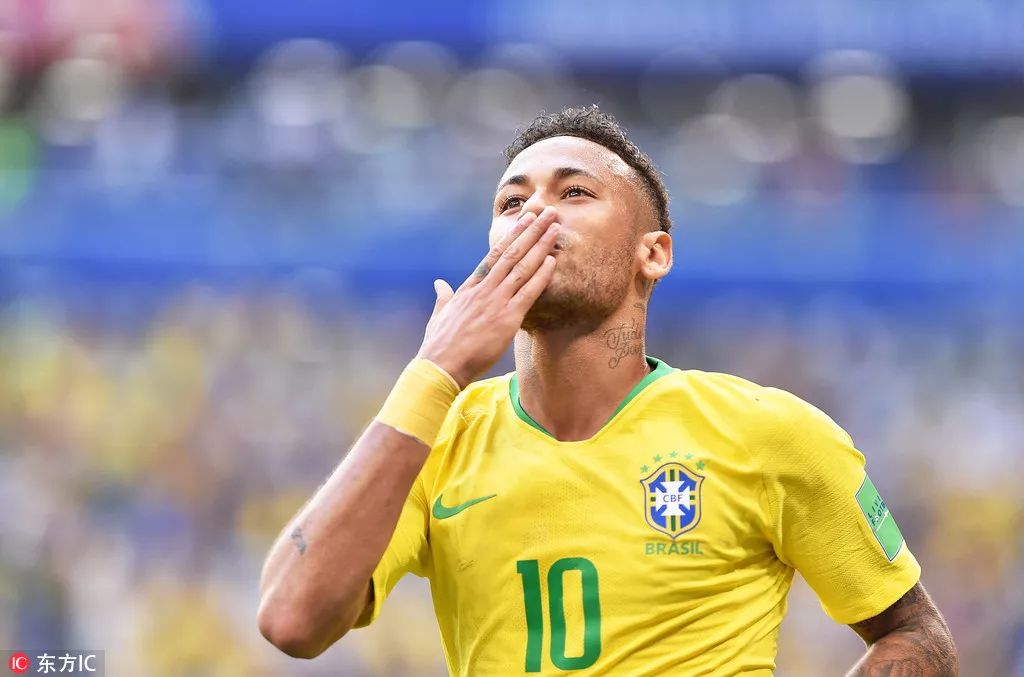 陈威神勇扑救助上海海港避免惨败